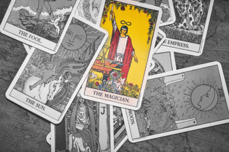 what does the magician archetype symbolizes according to Karl Jung? How can someone tap into that archetype's strong side
